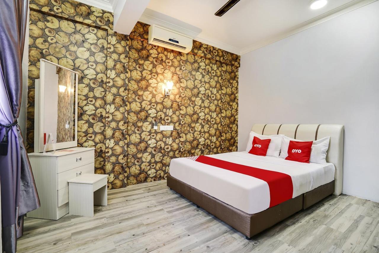 Capital O 90490 Zaques Hotel Sungai Petani Exterior photo